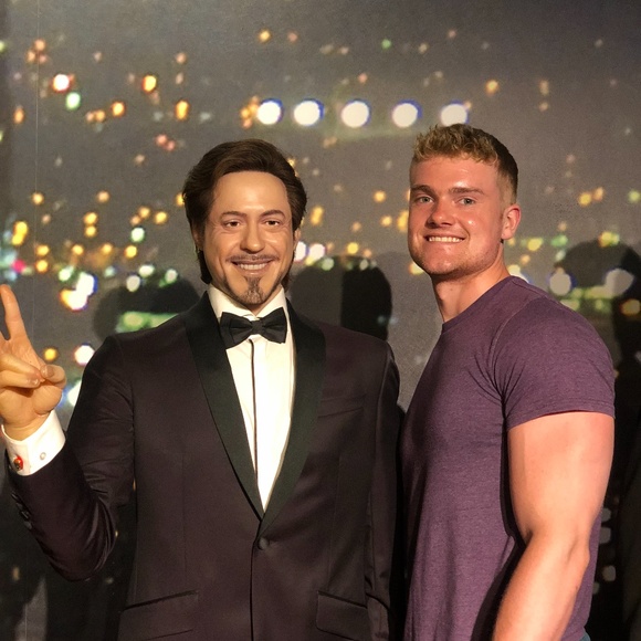 Meet your Posher, Brad - Picture 2 of 5